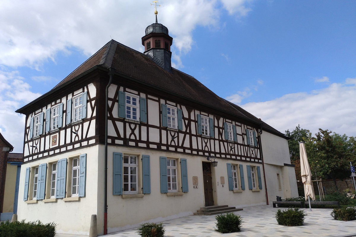 Das historische Rathaus mit dem Museum für Ortsgeschichte in Mutterstadt