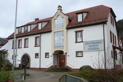 zu Bürstenbindermuseum (geschlossen)