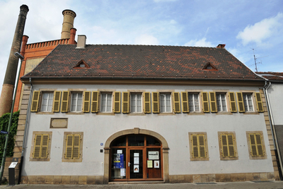 Ehemaliges Gasthaus "Zum Viehhof" in der Schillerstraße 6 in Ludwigshafen-Oggersheim;https://commons.wikimedia.org/wiki/File:Schillerhaus.jpg