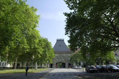 Portal und Eingang zu den Sammlungen der Universität Mainz